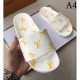 2022SS Gentle luxury popular color Men's slippers LOUIS VUITTON Louis Vuitton 2022SS Gentle luxury popular color Men's slippers LOUIS VUITTON Louis Vuitton