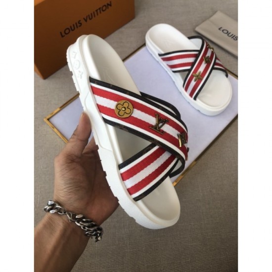 2022SS Popular men's slippers with outstanding turning power LOUIS VUITTON Louis Vuitton 2022SS Popular men's slippers with outstanding turning power LOUIS VUITTON Louis Vuitton