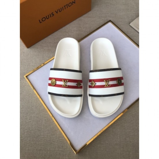 2022SS Conspicuous Fresh Popular New Men's Slippers LOUIS VUITTON Louis Vuitton 2022SS Conspicuous Fresh Popular New Men's Slippers LOUIS VUITTON Louis Vuitton