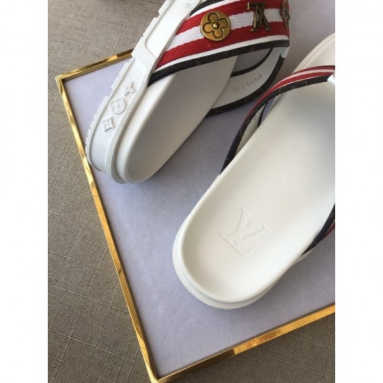 2022SS Now in the height of summer Men's slippers LOUIS VUITTON Louis Vuitton 2022SS Now in the height of summer Men's slippers LOUIS VUITTON Louis Vuitton