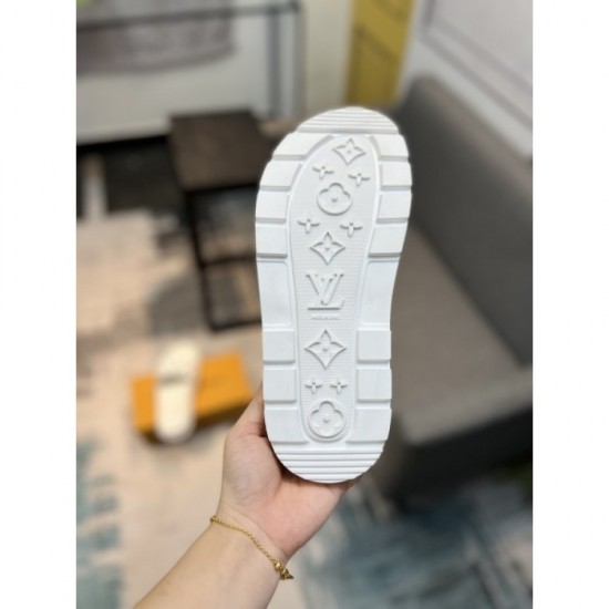 Overseas extreme popularity LOUIS VUITTON Louis Vuitton 2022AW sandals Overseas extreme popularity LOUIS VUITTON Louis Vuitton 2022AW sandals