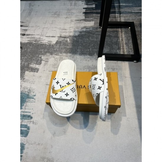 Adult charm LOUIS VUITTON Louis Vuitton 2022AW sandals Adult charm LOUIS VUITTON Louis Vuitton 2022AW sandals