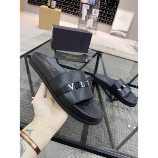 2022SS Spring / Summer Trends Cheap Men's Slippers VALENTINO Valentino 2022SS Spring / Summer Trends Cheap Men's Slippers VALENTINO Valentino