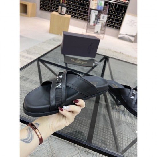 2022SS Must-have item for this season Men's slippers VALENTINO Valentino 2022SS Must-have item for this season Men's slippers VALENTINO Valentino