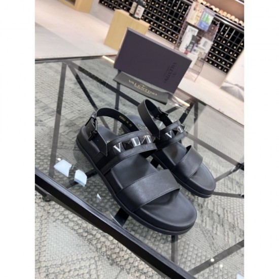 2022SS Men's sandals VALENTINO Valentino in a mature atmosphere 2022SS Men's sandals VALENTINO Valentino in a mature atmosphere