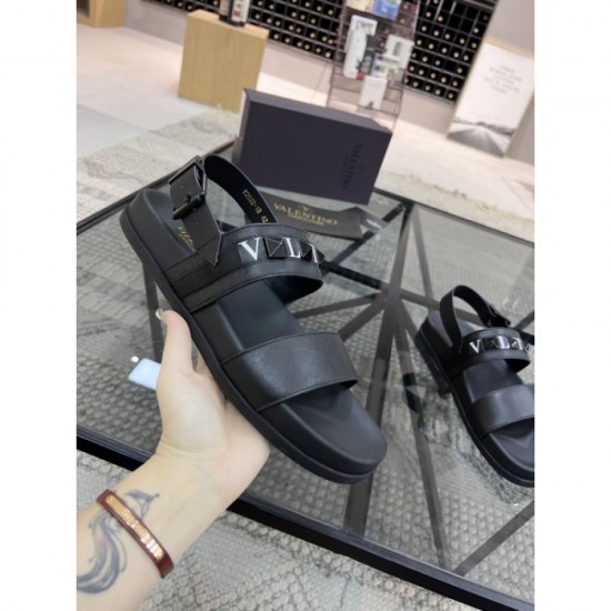 2022SS Men's sandals VALENTINO Valentino in a mature atmosphere 2022SS Men's sandals VALENTINO Valentino in a mature atmosphere