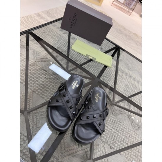 2022SS collection announced Men's slippers VALENTINO Valentino 2022SS collection announced Men's slippers VALENTINO Valentino