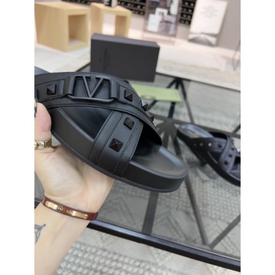 2022SS collection announced Men's slippers VALENTINO Valentino 2022SS collection announced Men's slippers VALENTINO Valentino