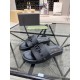 2022SS Check out the trends in spring and summer Men's slippers VALENTINO 2022SS Check out the trends in spring and summer Men's slippers VALENTINO