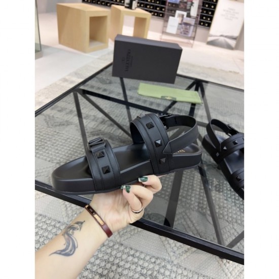 2022SS Trend Fashion Men's Sandals VALENTINO Valentino 2022SS Trend Fashion Men's Sandals VALENTINO Valentino