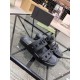 2022SS Spring / Summer Trend Color Men's Slippers VALENTINO Valentino 2022SS Spring / Summer Trend Color Men's Slippers VALENTINO Valentino