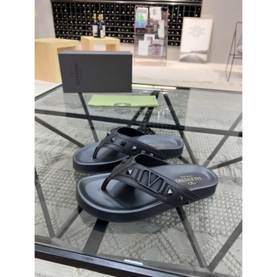 2022SS Fashionable advanced men's slippers VALENTINO Valentino at a stretch 2022SS Fashionable advanced men's slippers VALENTINO Valentino at a stretch
