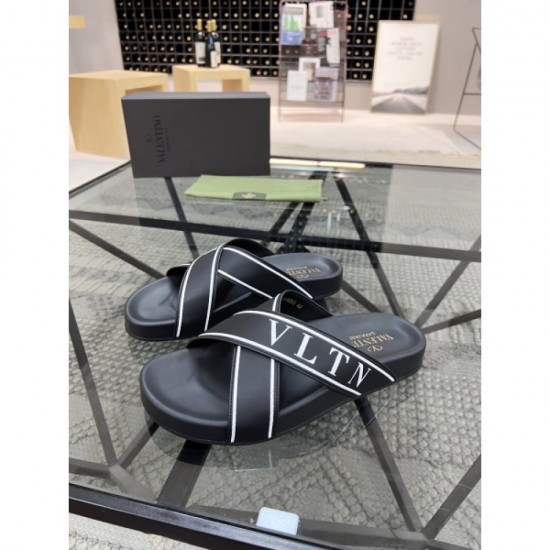 2022SS Trend New Men's Slippers VALENTINO Valentino 2022SS Trend New Men's Slippers VALENTINO Valentino
