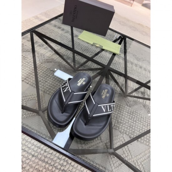 2022SS Attention to fashionable spring and summer Men's slippers VALENTINO Valentino 2022SS Attention to fashionable spring and summer Men's slippers VALENTINO Valentino