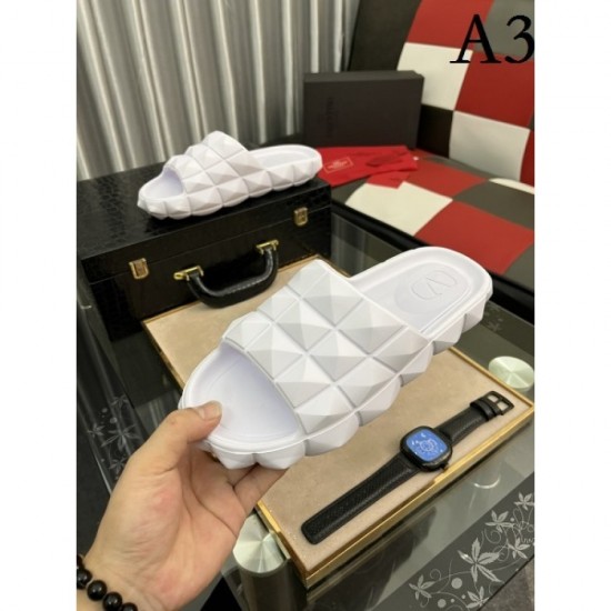 VALENTINO Men's Sandals 2022SS This season's hottest first-class items VALENTINO Men's Sandals 2022SS This season's hottest first-class items