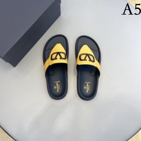 VALENTINO Men's Sandals 2022SS Hottest Brand Now VALENTINO Men's Sandals 2022SS Hottest Brand Now