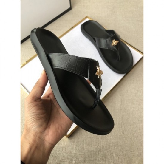 New arrivals in the 2022SS collection Men's slippers VERSACE Versace New arrivals in the 2022SS collection Men's slippers VERSACE Versace