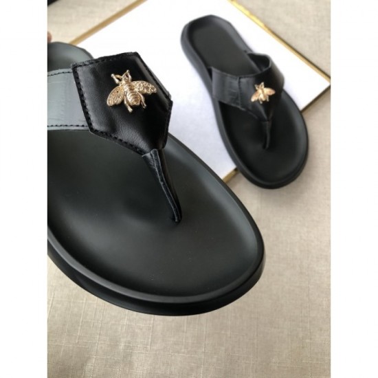New arrivals in the 2022SS collection Men's slippers VERSACE Versace New arrivals in the 2022SS collection Men's slippers VERSACE Versace