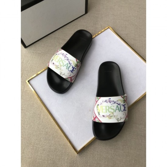 2022SS Outstanding popularity Men's slippers VERSACE Versace 2022SS Outstanding popularity Men's slippers VERSACE Versace
