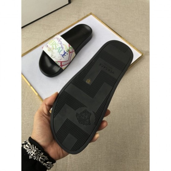 2022SS Outstanding popularity Men's slippers VERSACE Versace 2022SS Outstanding popularity Men's slippers VERSACE Versace