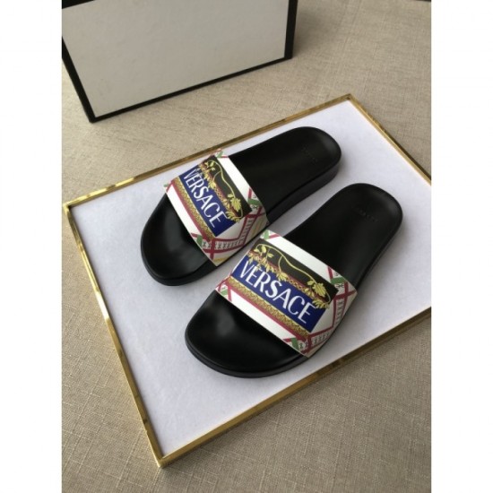2022SS Super essential item Men's slippers VERSACE Versace 2022SS Super essential item Men's slippers VERSACE Versace