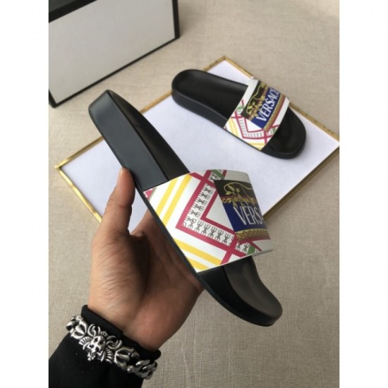 2022SS Super essential item Men's slippers VERSACE Versace 2022SS Super essential item Men's slippers VERSACE Versace
