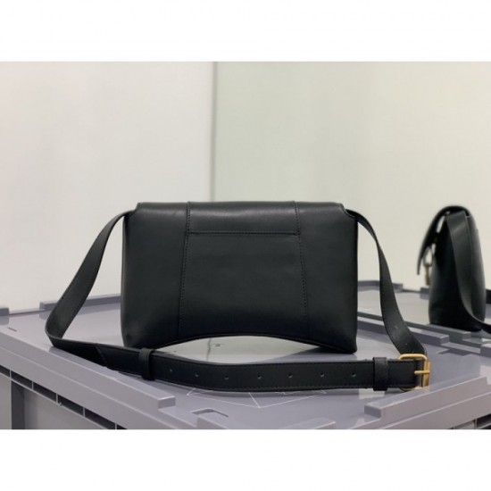 New Limited Convenient and Incredibly Cute 2022SS BALENCIAGA Women's Bag New Limited Convenient and Incredibly Cute 2022SS BALENCIAGA Women's Bag