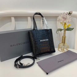 View new collection 2022SS BALENCIAGA Women's bag