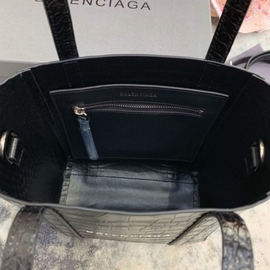 View new collection 2022SS BALENCIAGA Women's bag View new collection 2022SS BALENCIAGA Women's bag