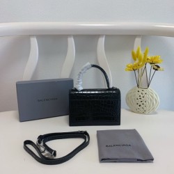 The most popular item in spring colors 2022SS BALENCIAGA Women's bag