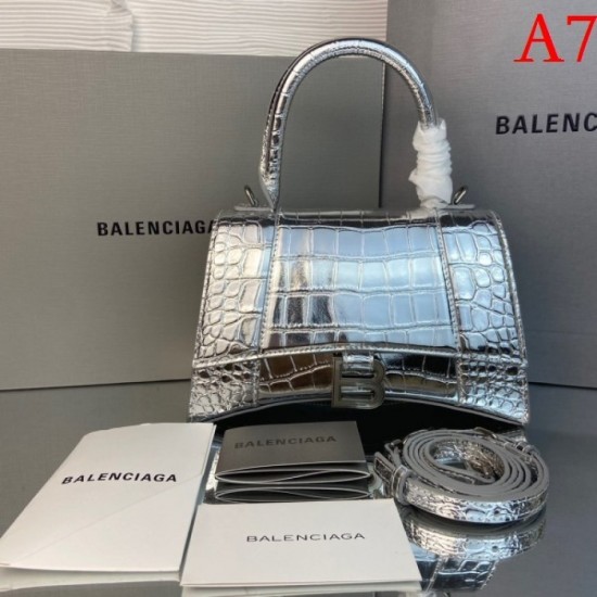 Beautiful 2022SS BALENCIAGA Women's Bag Beautiful 2022SS BALENCIAGA Women's Bag