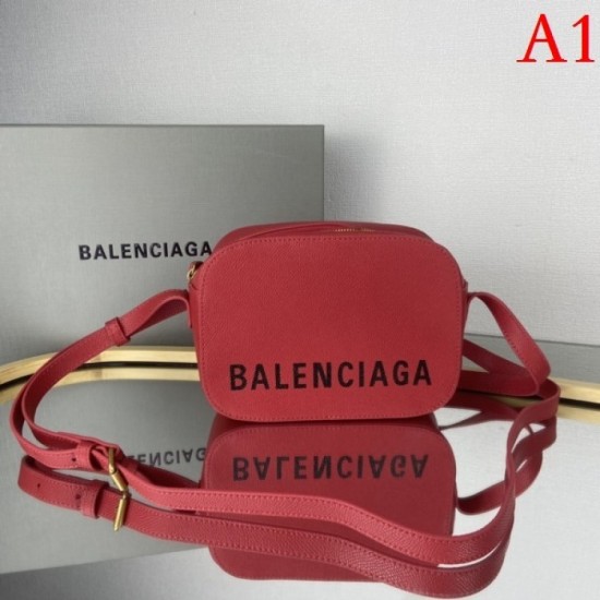 Spring / summer simple fashion is OK! 2022SS BALENCIAGA Women's bag Spring / summer simple fashion is OK! 2022SS BALENCIAGA Women's bag