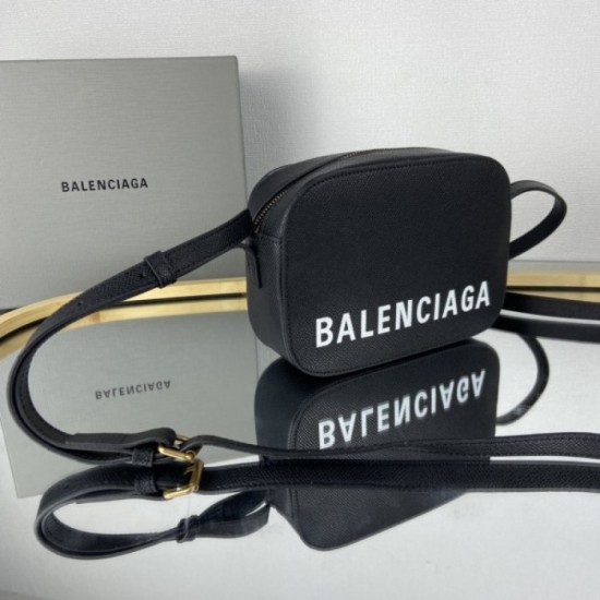 Spring / summer simple fashion is OK! 2022SS BALENCIAGA Women's bag Spring / summer simple fashion is OK! 2022SS BALENCIAGA Women's bag