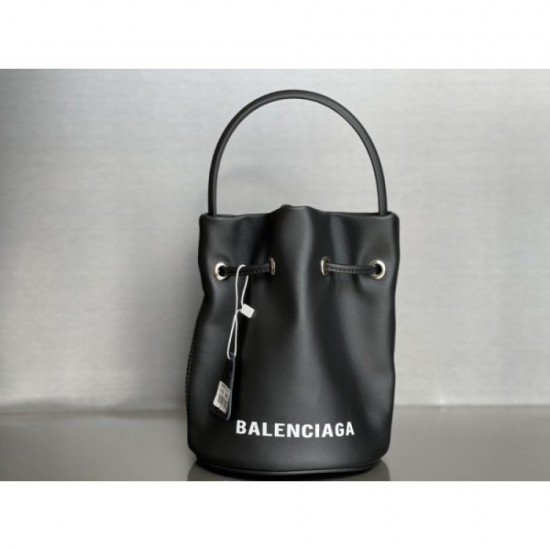 Fashionable trend popular 2022SS BALENCIAGA Balenciaga ladies bag Fashionable trend popular 2022SS BALENCIAGA Balenciaga ladies bag