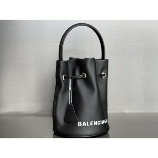 Fashionable trend popular 2022SS BALENCIAGA Balenciaga ladies bag Fashionable trend popular 2022SS BALENCIAGA Balenciaga ladies bag