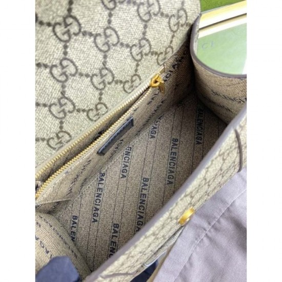 Fashionable design is also very popular 2022SS BALENCIAGA Women's bag Fashionable design is also very popular 2022SS BALENCIAGA Women's bag