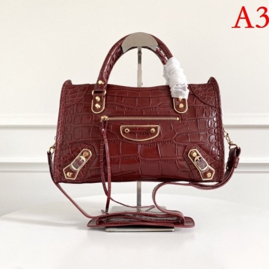 Boldly designed fashionable new 2022SS BALENCIAGA Balenciaga ladies bag Boldly designed fashionable new 2022SS BALENCIAGA Balenciaga ladies bag