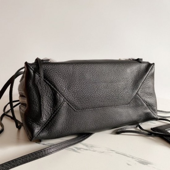 One push attention brand fashion 2022SS BALENCIAGA Balenciaga ladies bag One push attention brand fashion 2022SS BALENCIAGA Balenciaga ladies bag