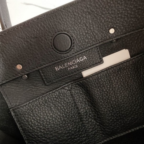 One push attention brand fashion 2022SS BALENCIAGA Balenciaga ladies bag One push attention brand fashion 2022SS BALENCIAGA Balenciaga ladies bag
