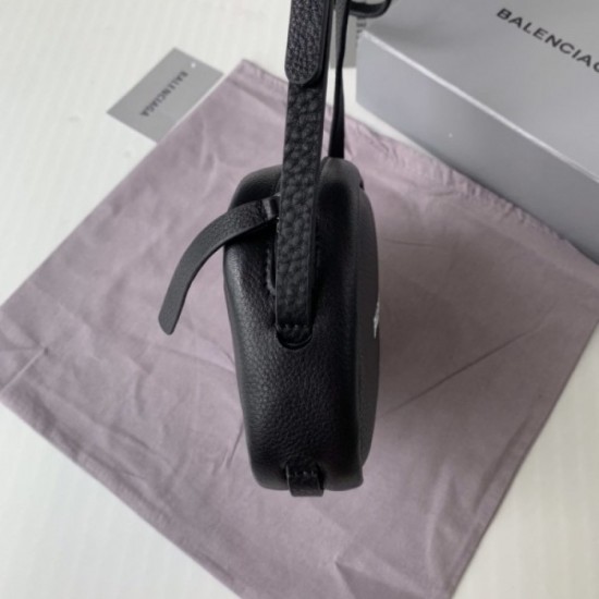 Fashionable adult dress 2022SS BALENCIAGA Balenciaga ladies bag Fashionable adult dress 2022SS BALENCIAGA Balenciaga ladies bag
