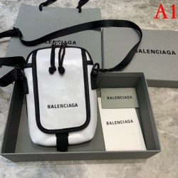 Now trendy street elegance 2022SS BALENCIAGA Balenciaga ladies bag