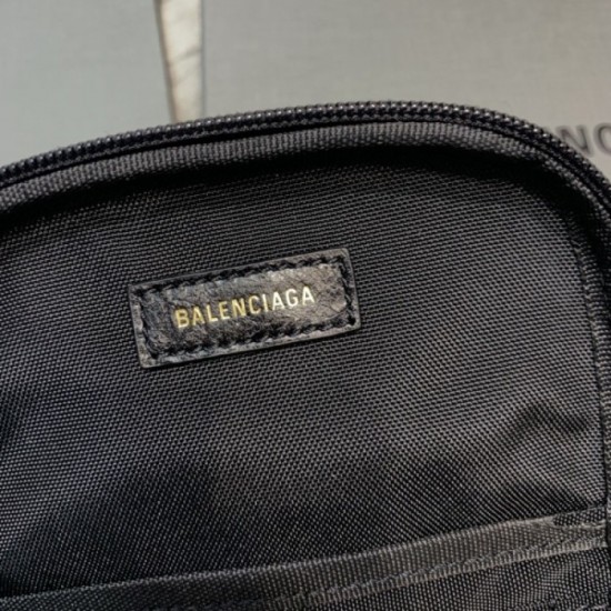Now trendy street elegance 2022SS BALENCIAGA Balenciaga ladies bag Now trendy street elegance 2022SS BALENCIAGA Balenciaga ladies bag