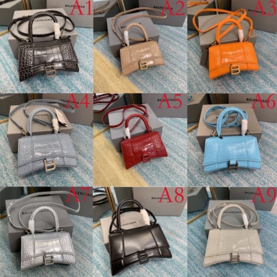 I want to play an active part now when it's hot! 2022SS BALENCIAGA Women's bag I want to play an active part now when it's hot! 2022SS BALENCIAGA Women's bag