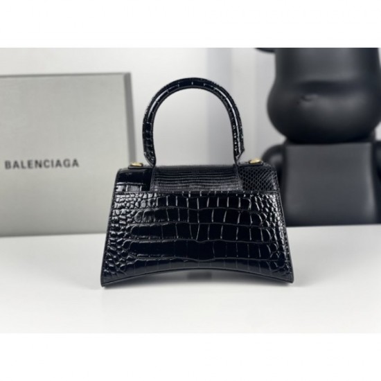 I want to play an active part now when it's hot! 2022SS BALENCIAGA Women's bag I want to play an active part now when it's hot! 2022SS BALENCIAGA Women's bag