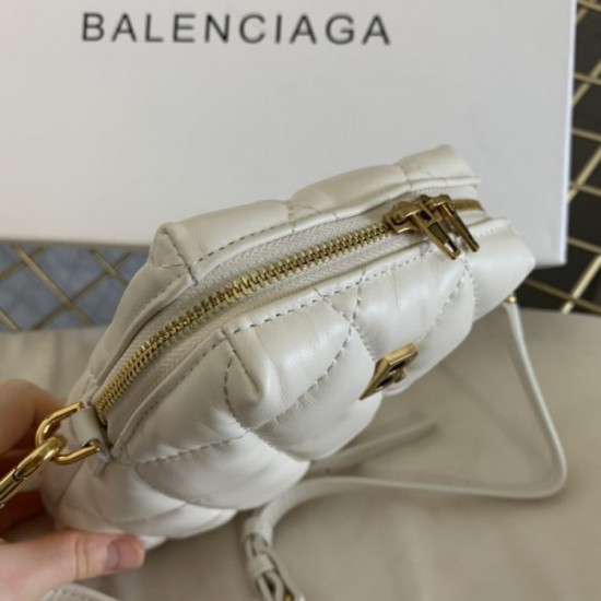 Spring mood UP latest collection 2022SS BALENCIAGA Balenciaga ladies bag Spring mood UP latest collection 2022SS BALENCIAGA Balenciaga ladies bag