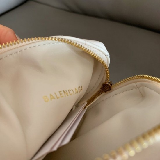 Spring mood UP latest collection 2022SS BALENCIAGA Balenciaga ladies bag Spring mood UP latest collection 2022SS BALENCIAGA Balenciaga ladies bag
