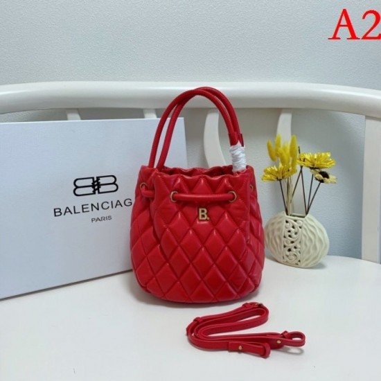 2022SS BALENCIAGA Women's Bag for an elegant and cool impression 2022SS BALENCIAGA Women's Bag for an elegant and cool impression