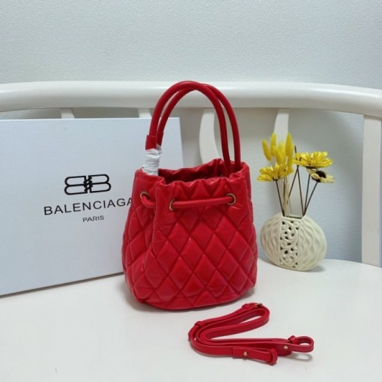 2022SS BALENCIAGA Women's Bag for an elegant and cool impression 2022SS BALENCIAGA Women's Bag for an elegant and cool impression