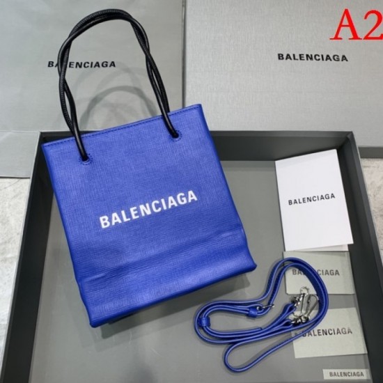 Elegant and urban look 2022SS BALENCIAGA Women's Bag Elegant and urban look 2022SS BALENCIAGA Women's Bag