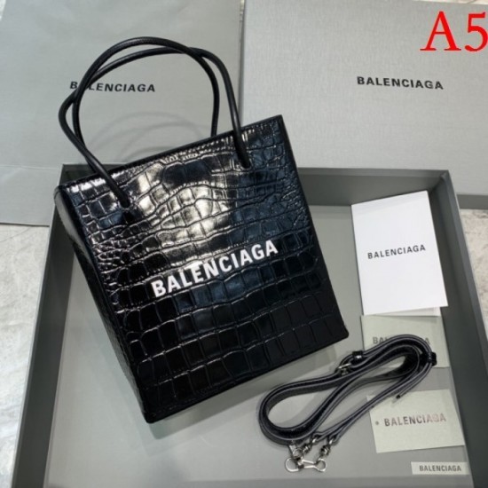 Elegant and urban look 2022SS BALENCIAGA Women's Bag Elegant and urban look 2022SS BALENCIAGA Women's Bag